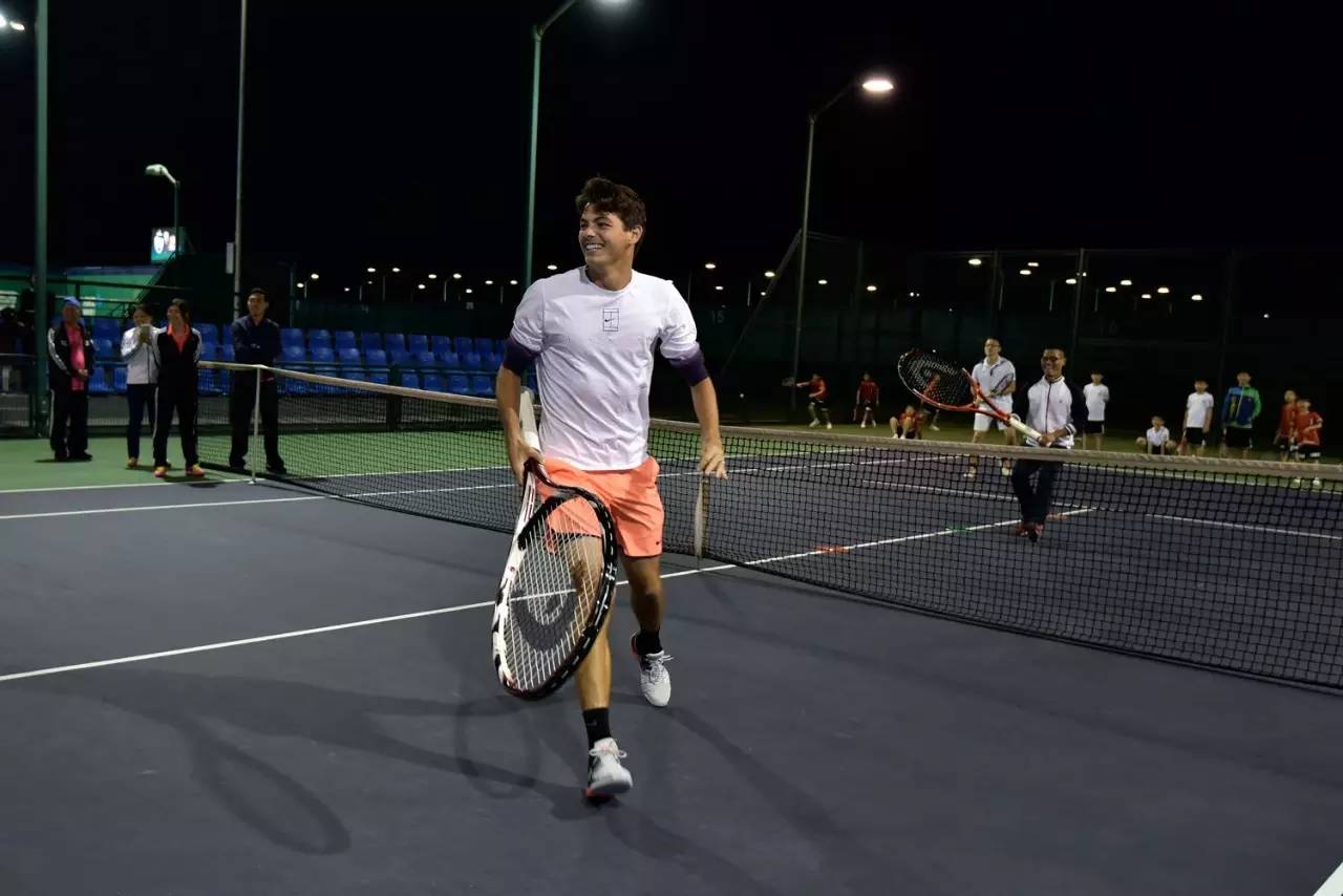 在面对对手 在面对对手