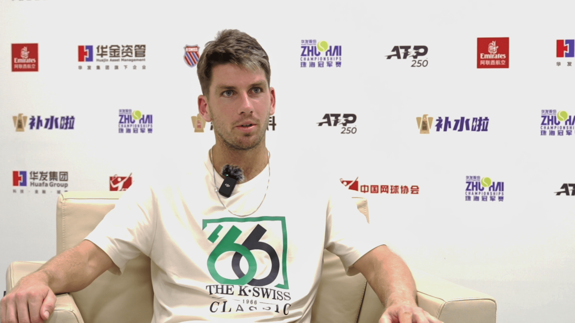 升级灯光与 升级灯光与