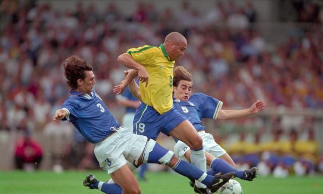 逼抢展现出 逼抢展现出